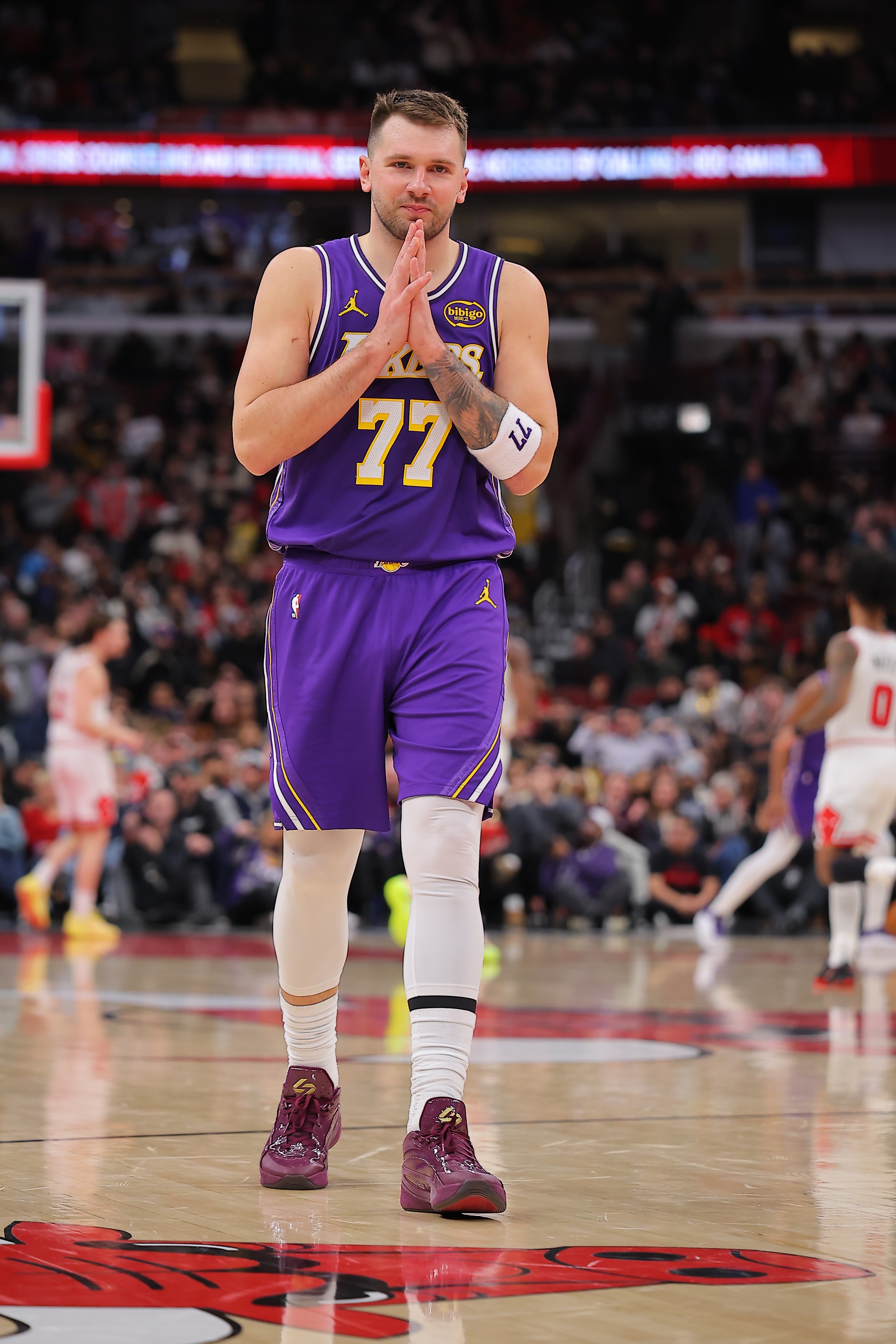 媒体人：东契奇嘻嘻哈哈拿下46+7+11 得分这件事对他实在太容易了