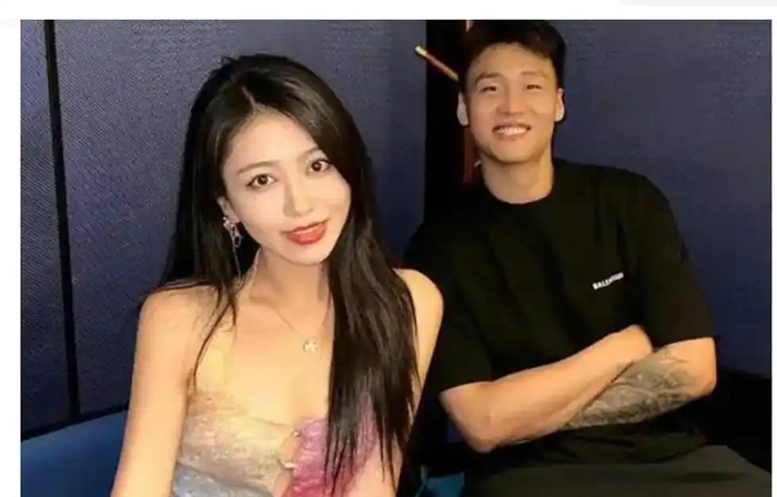 开云体育网站-突发，解散粉丝群，赵睿官宣，原因找到，新恋情或曝光|广东男篮|新疆男篮|中国男篮|球迷|男篮_新浪体育_新浪新闻