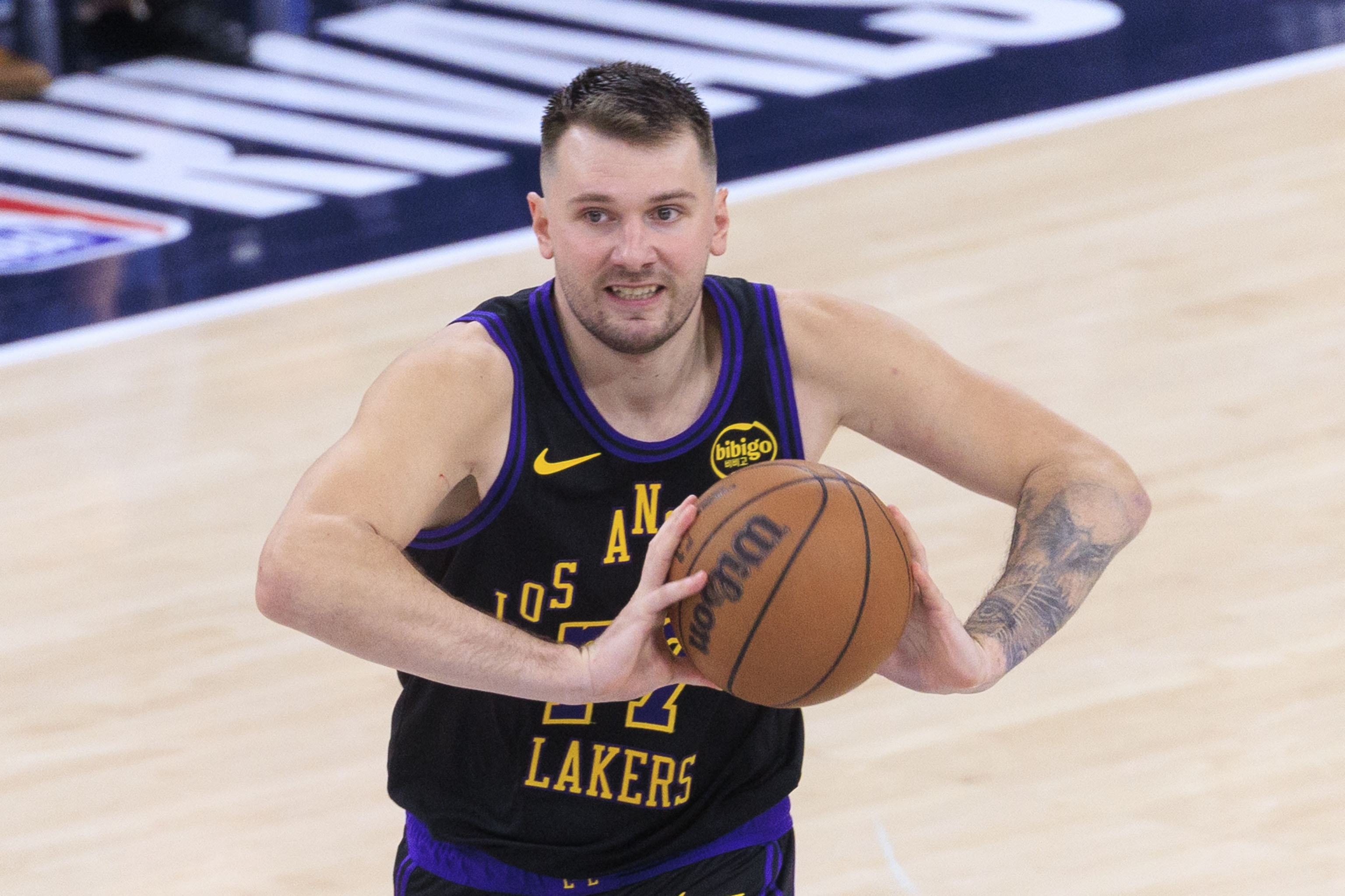 开云体育官网-雷迪克：想让东契奇充分发挥 必须给他战术自主权 这是关键的一点